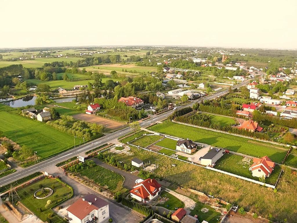 Hotel Maxima Wolanów Exteriér fotografie